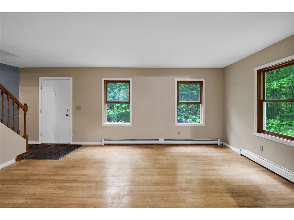 347 Ledgewood Lane