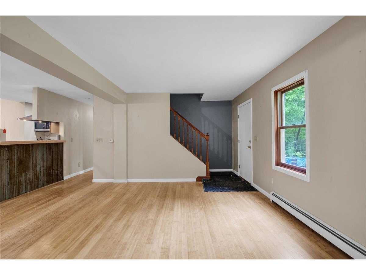 347 Ledgewood Lane
