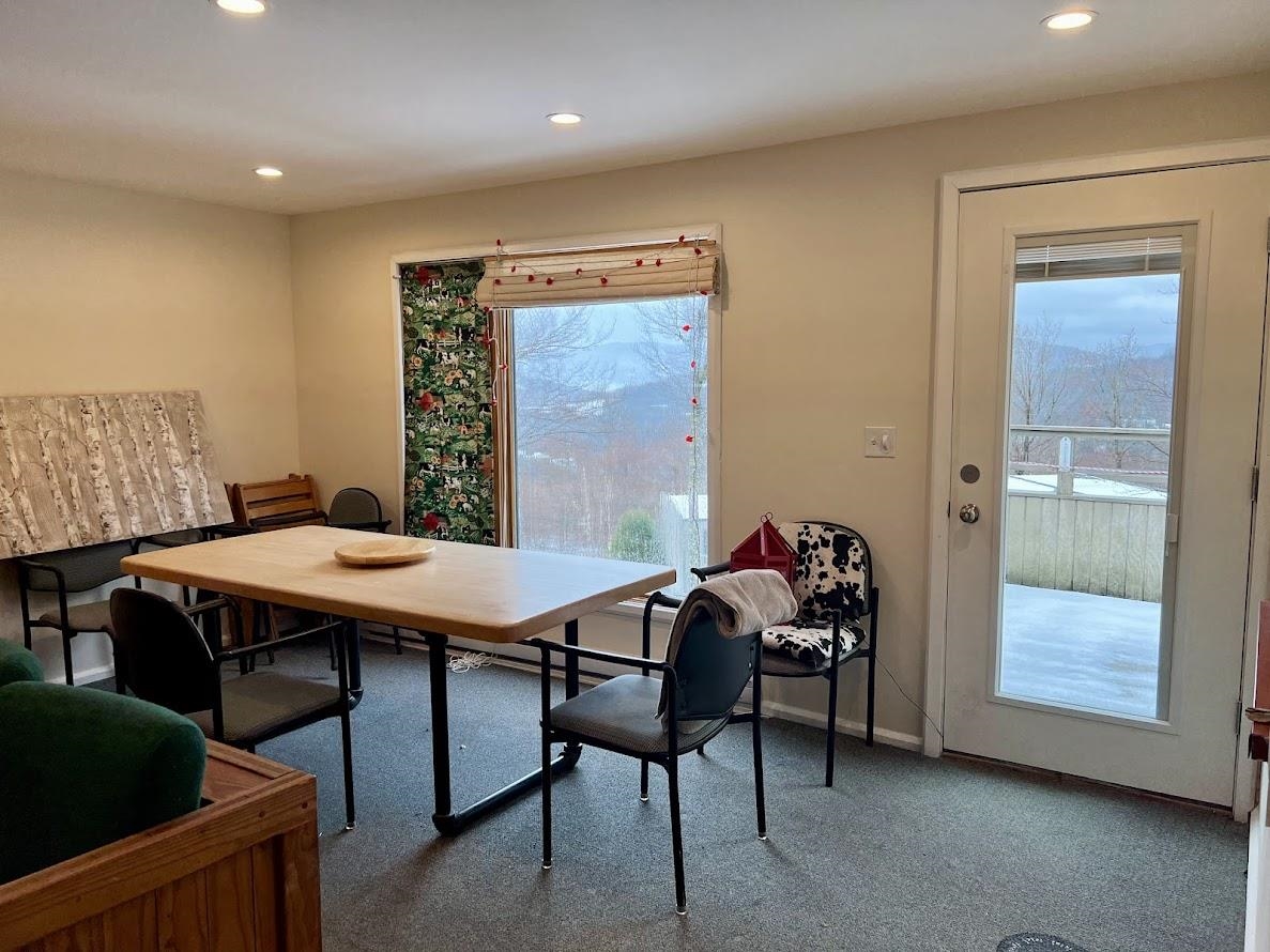 347 Summit  Unihab 6 Road, Unit 6