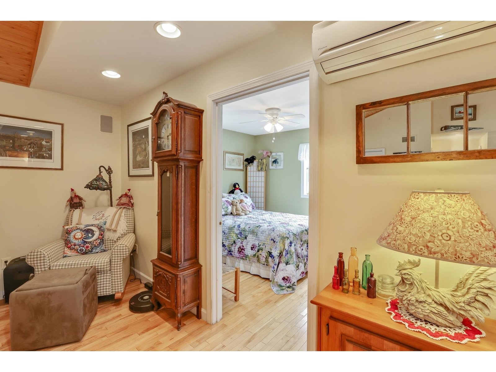 348 Maple Ridge