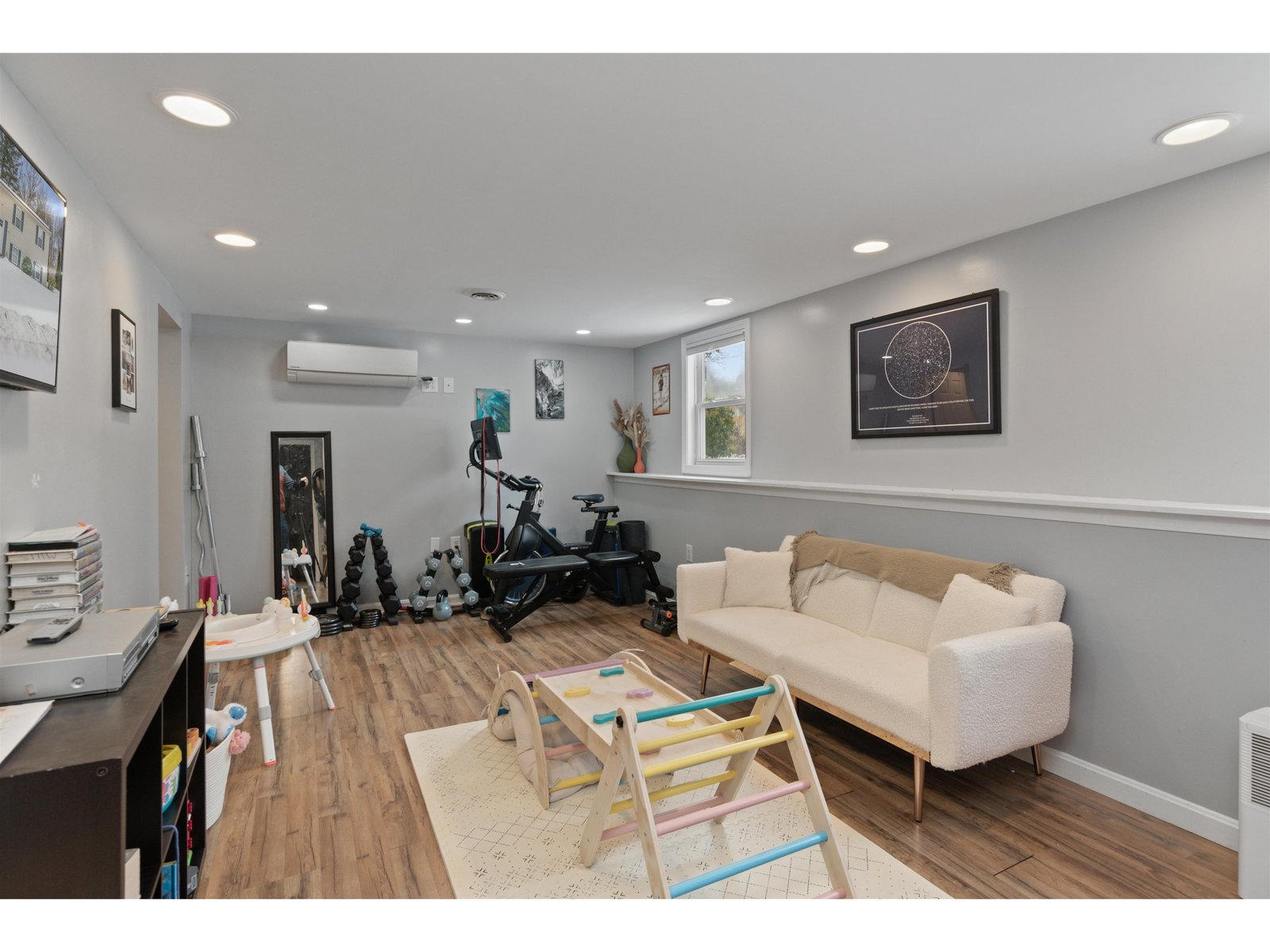 348 Red Oak Drive