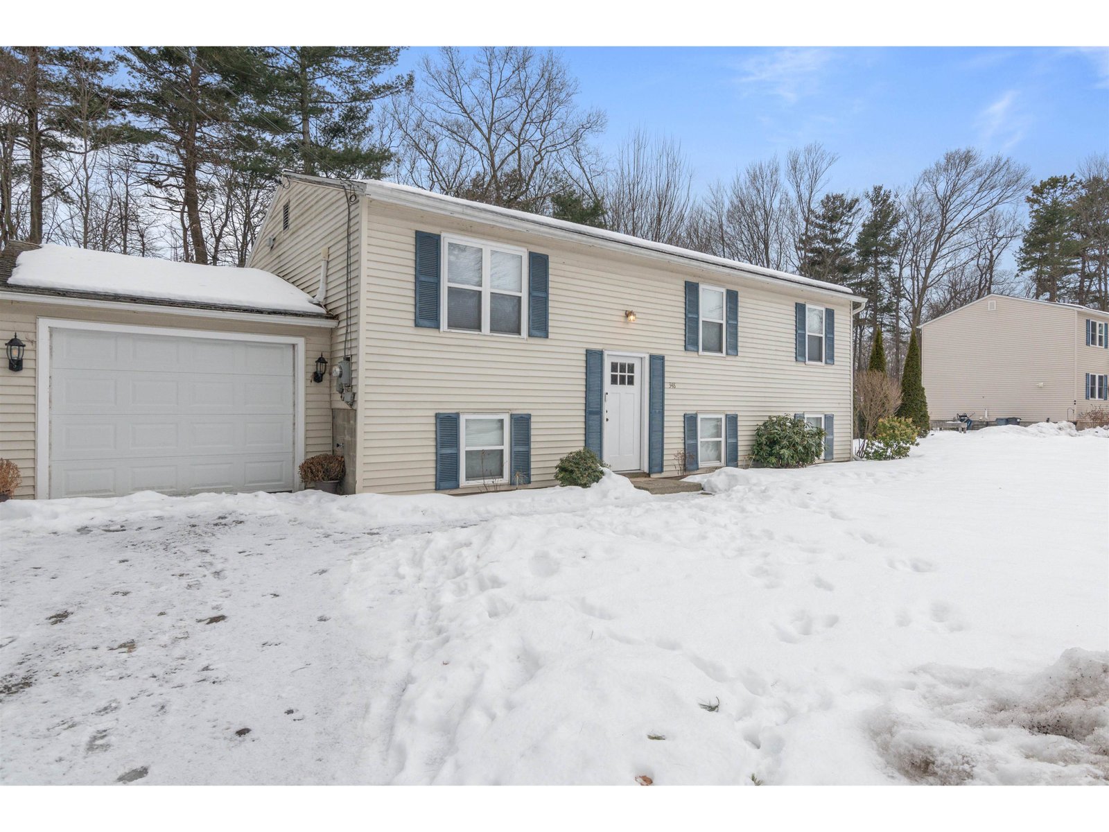 348 Red Oak Drive