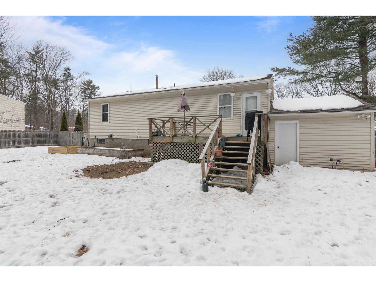 348 Red Oak Drive