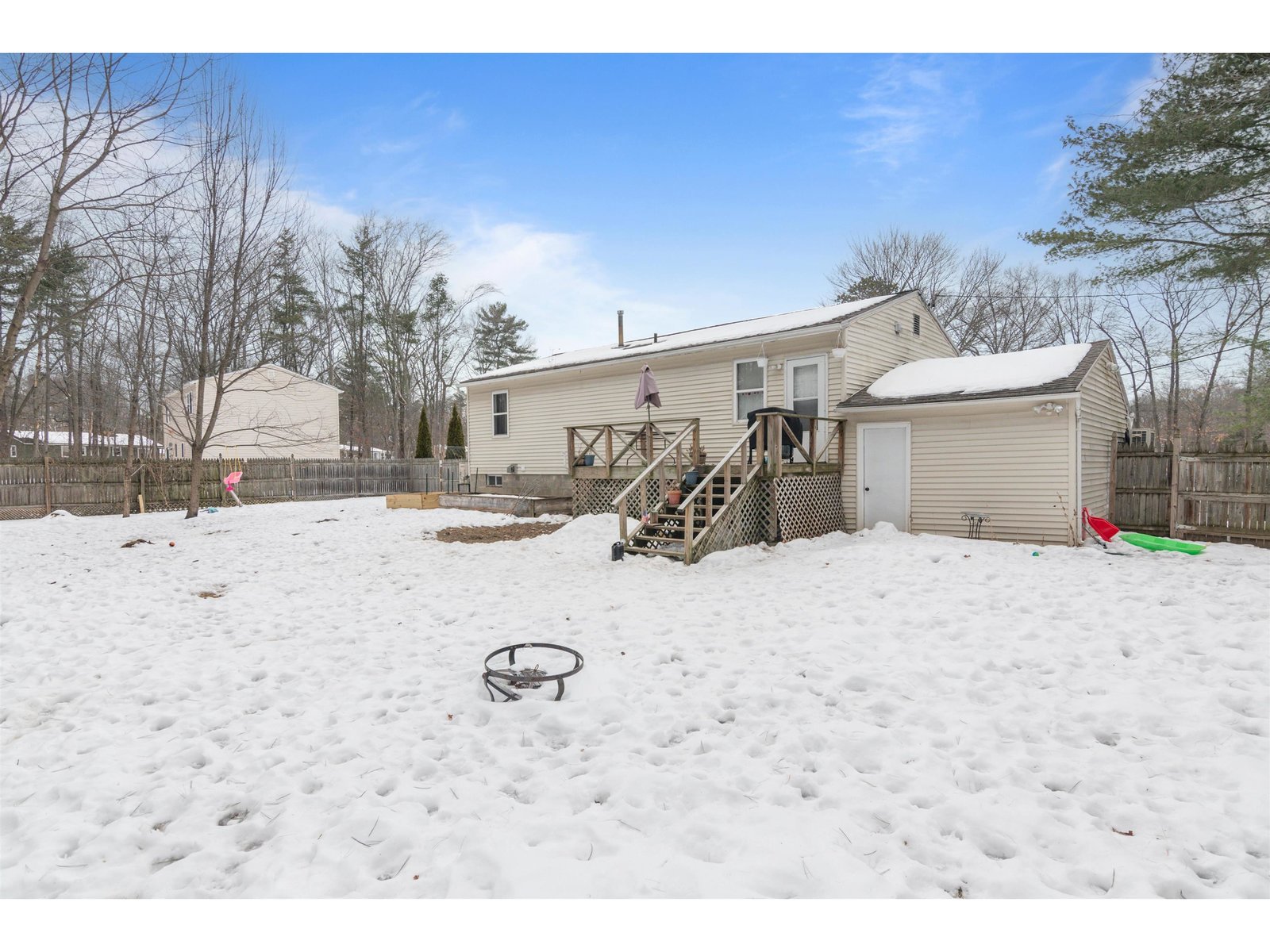 348 Red Oak Drive