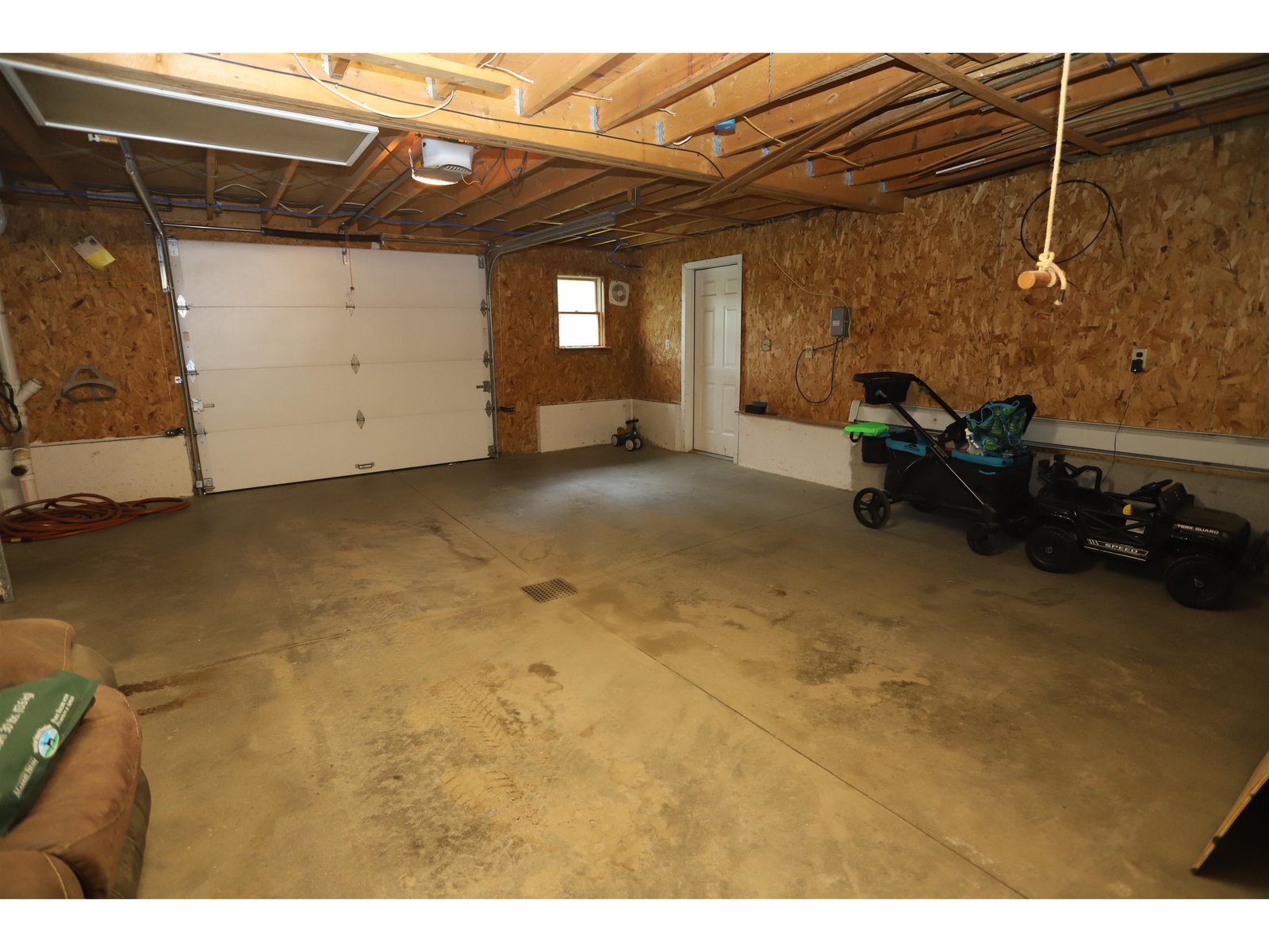 Attached Garage
