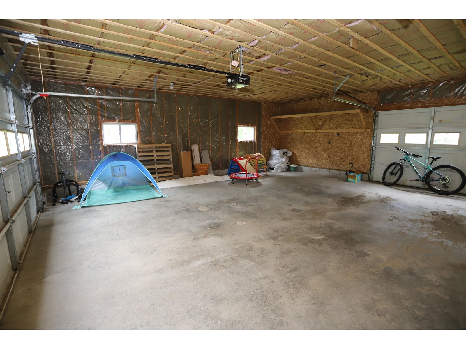 Detached Garage