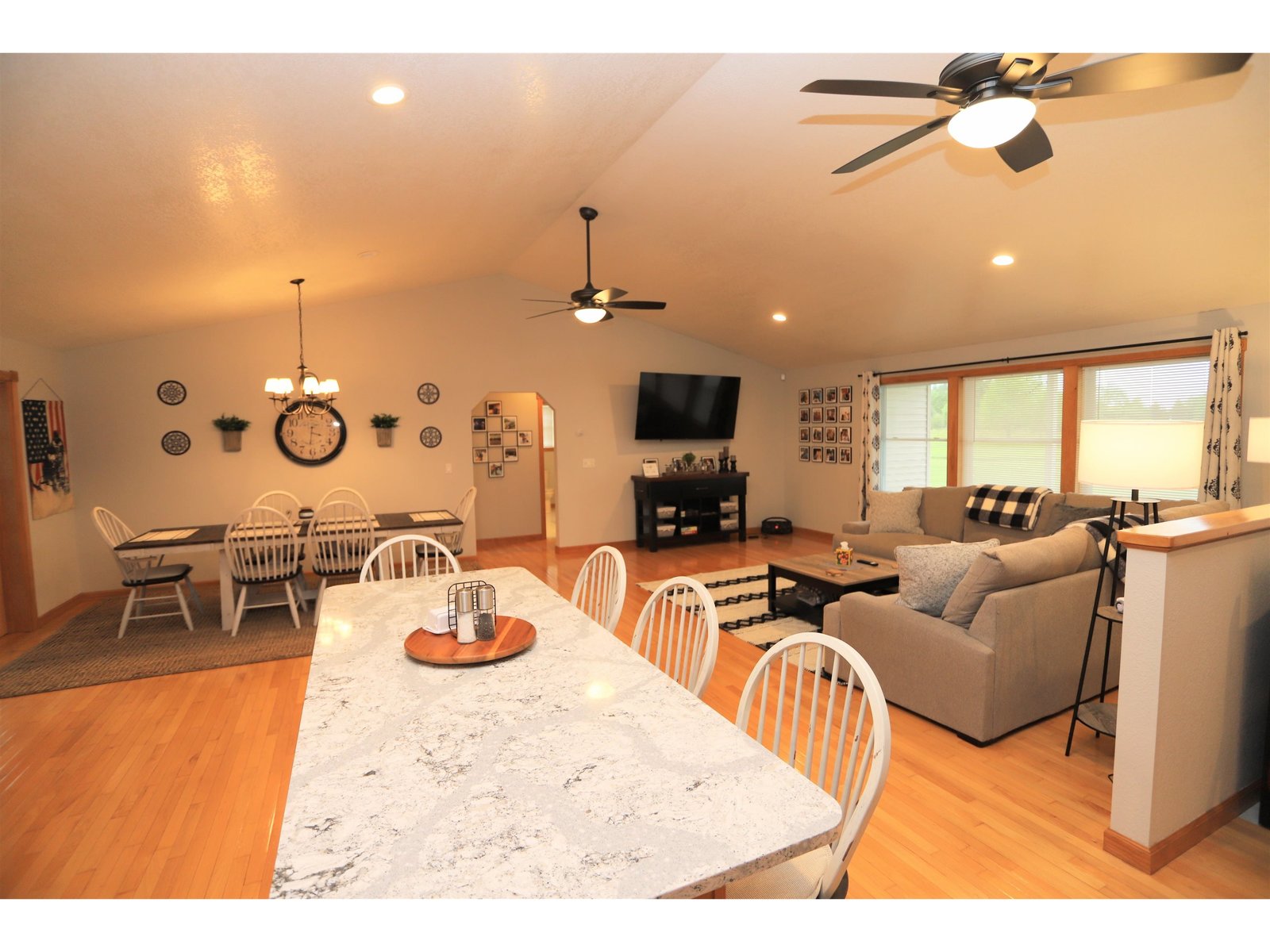 Kitchen/Dining