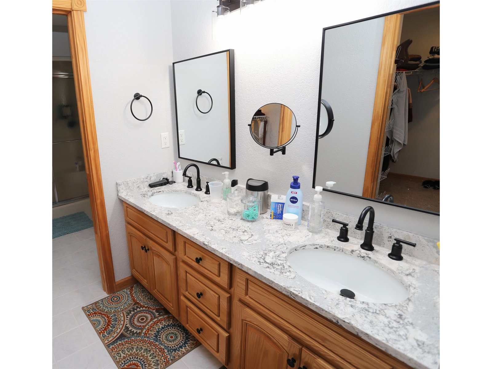 Attached Full Bath