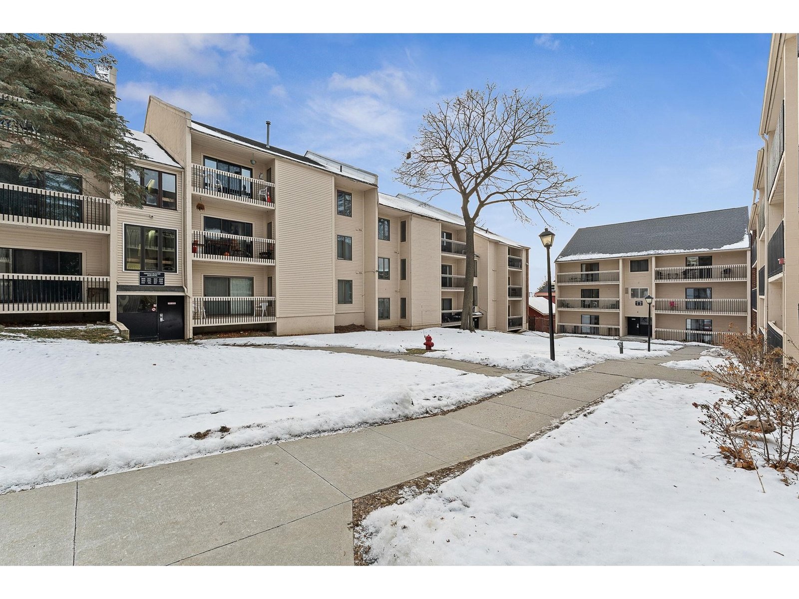 349 Pearl Street, Unit 225