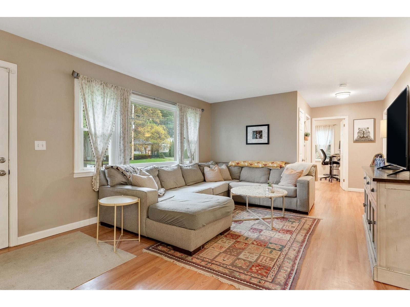 35 Baldwin Avenue