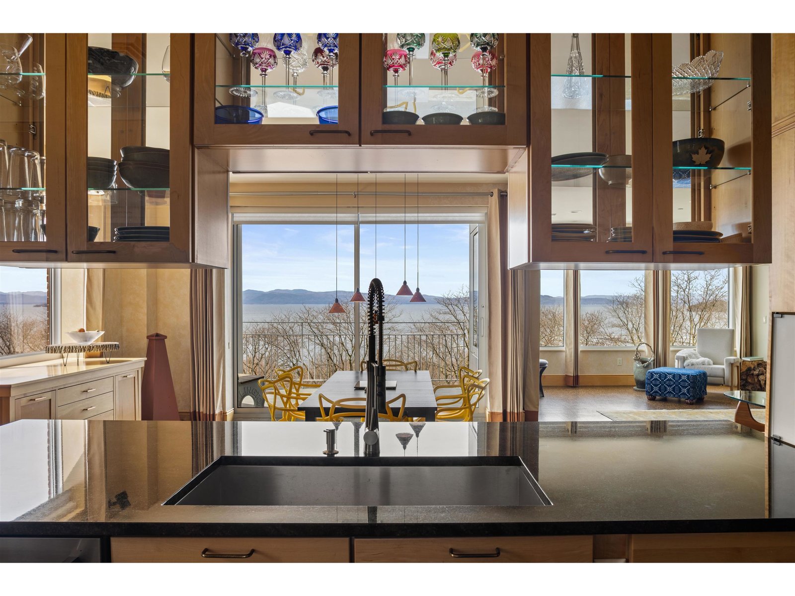 35 Cherry Street, Unit Unit 404