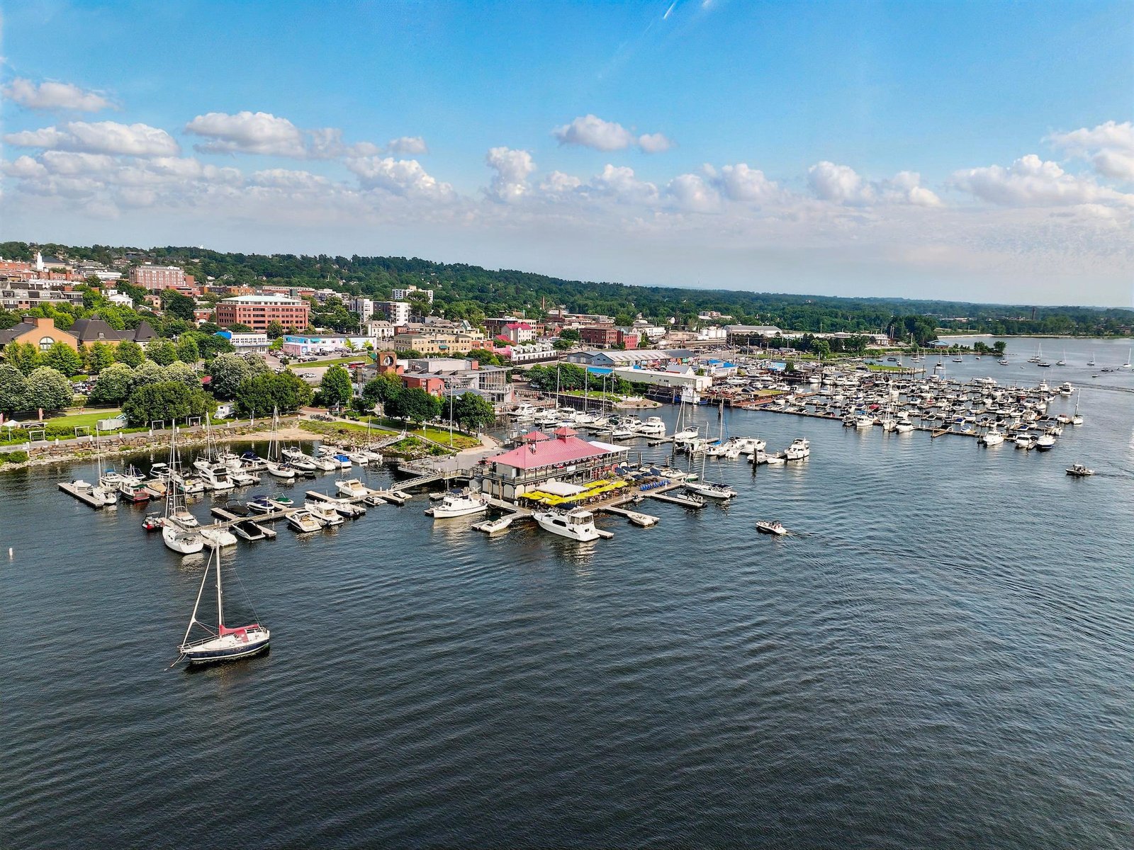 35 Cherry Street, Unit Unit 404