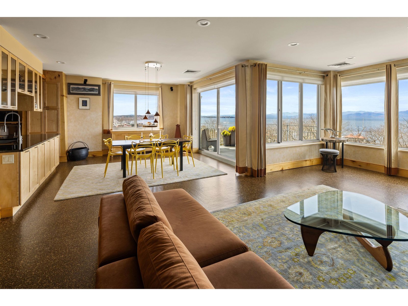35 Cherry Street, Unit Unit 404