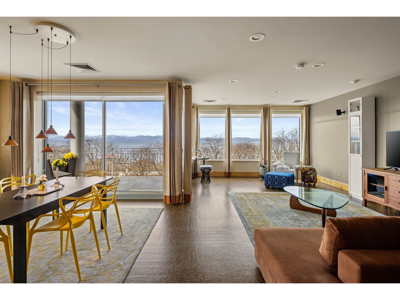 35 Cherry Street, Unit Unit 404
