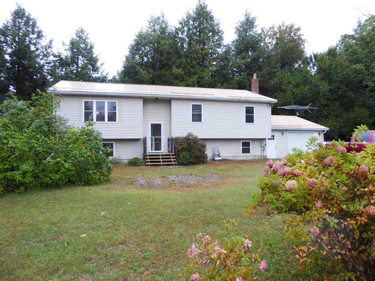 35 Colonial Drive