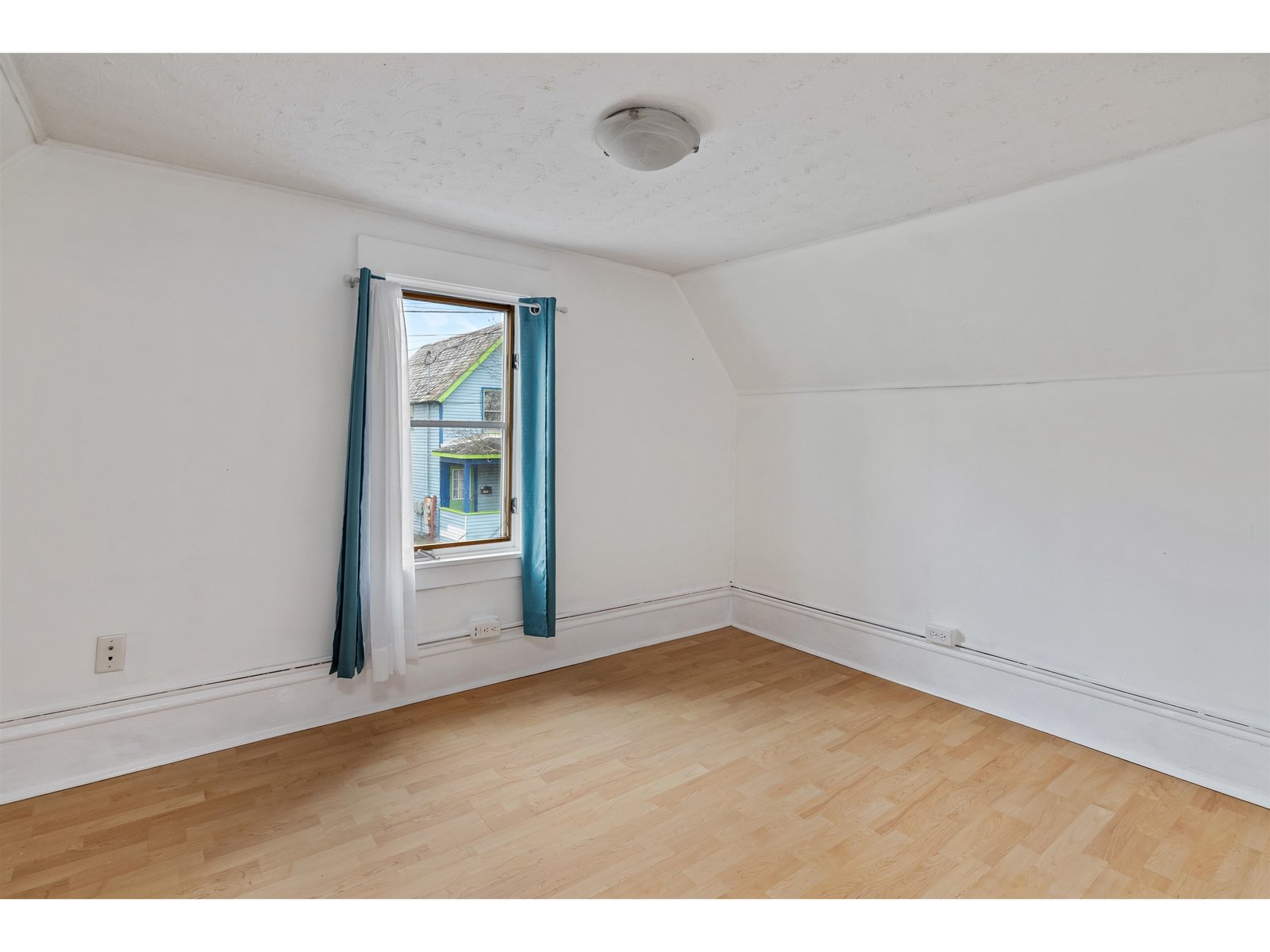 35 Convent Square, Unit 2
