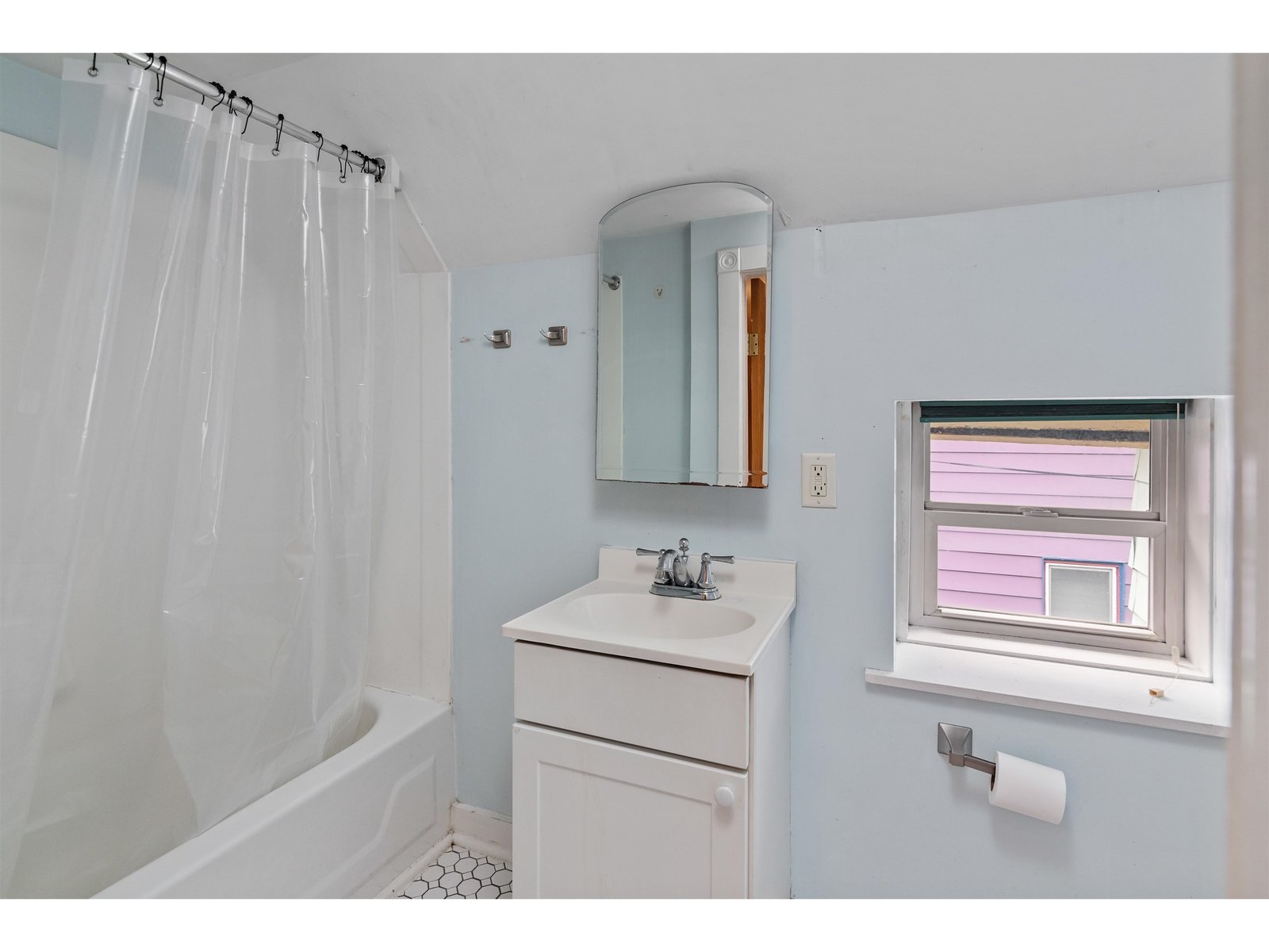 35 Convent Square, Unit 2