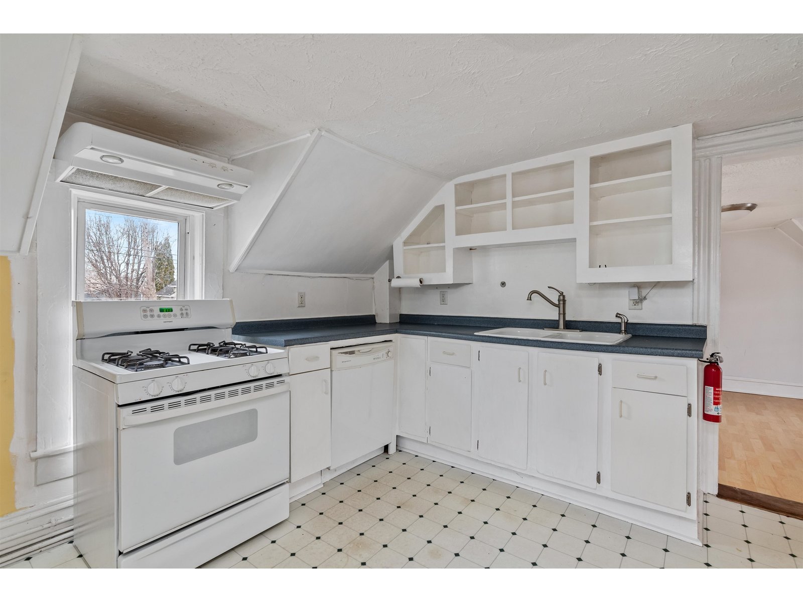 35 Convent Square, Unit 2