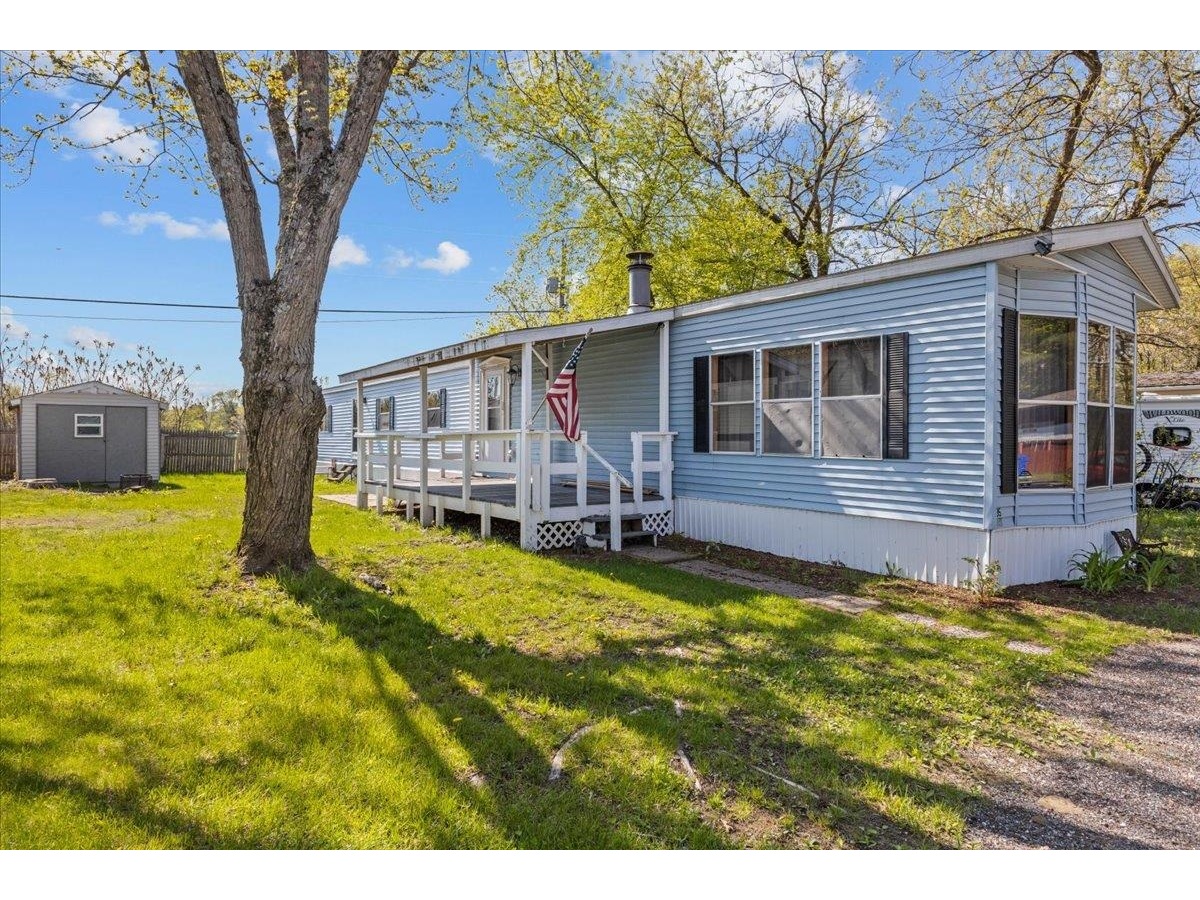 35 Dewey Drive