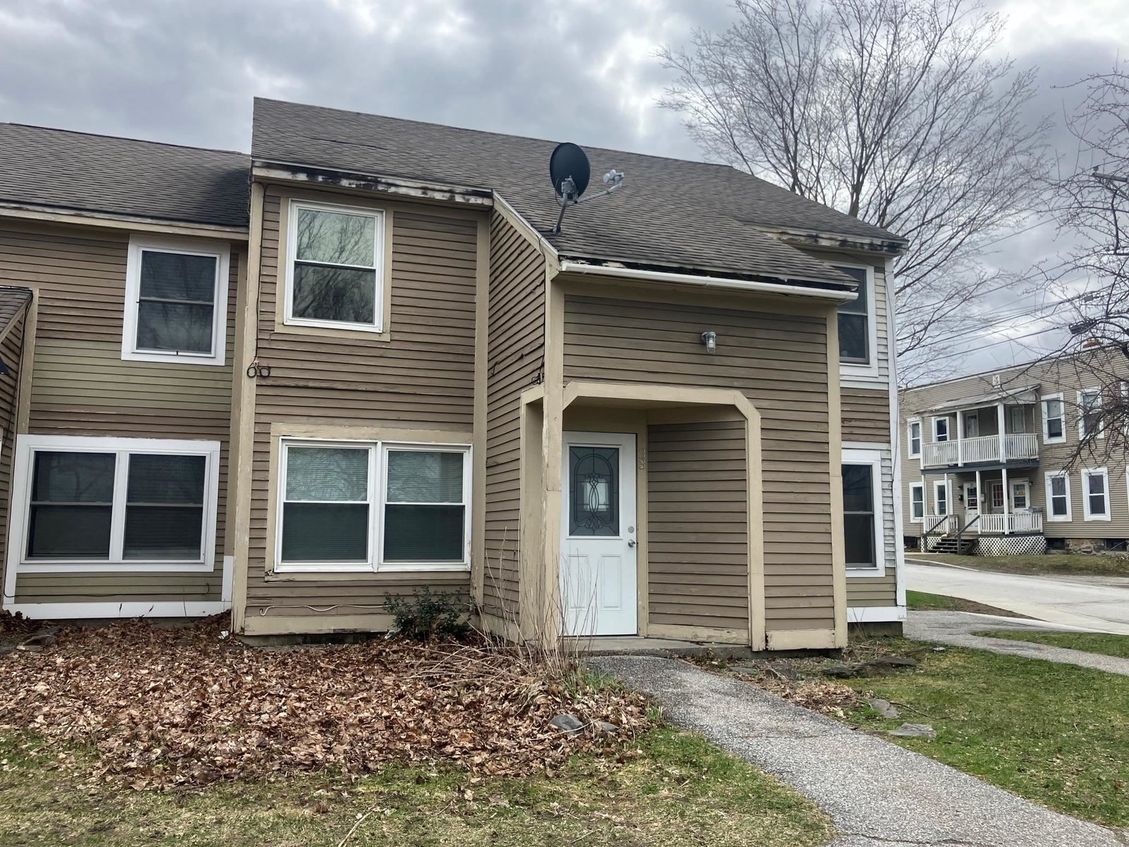 35 Hoyt Street, Unit 2