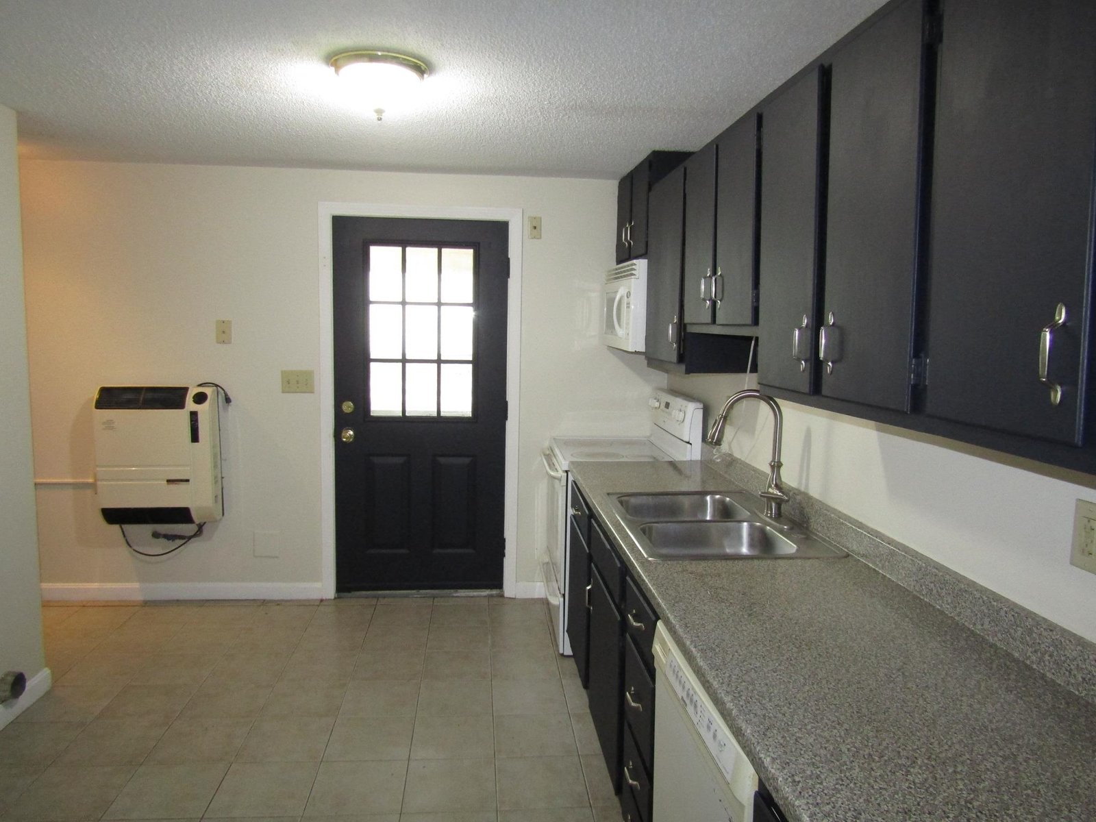 35 Hoyt Street, Unit 2