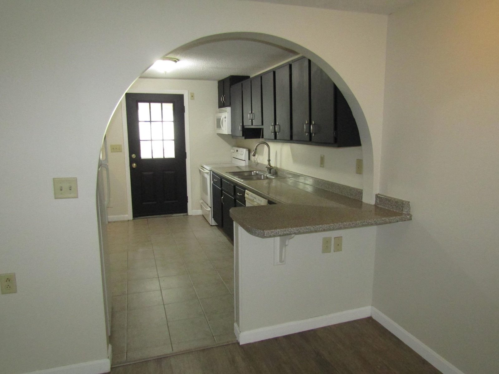 35 Hoyt Street, Unit 2