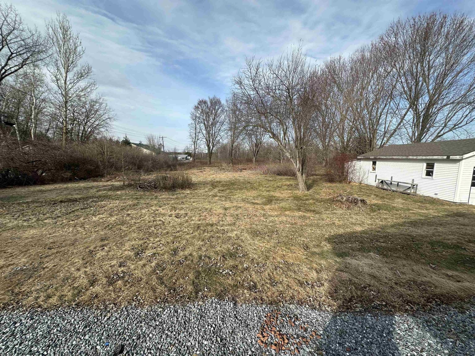 Two building lots with detached garage