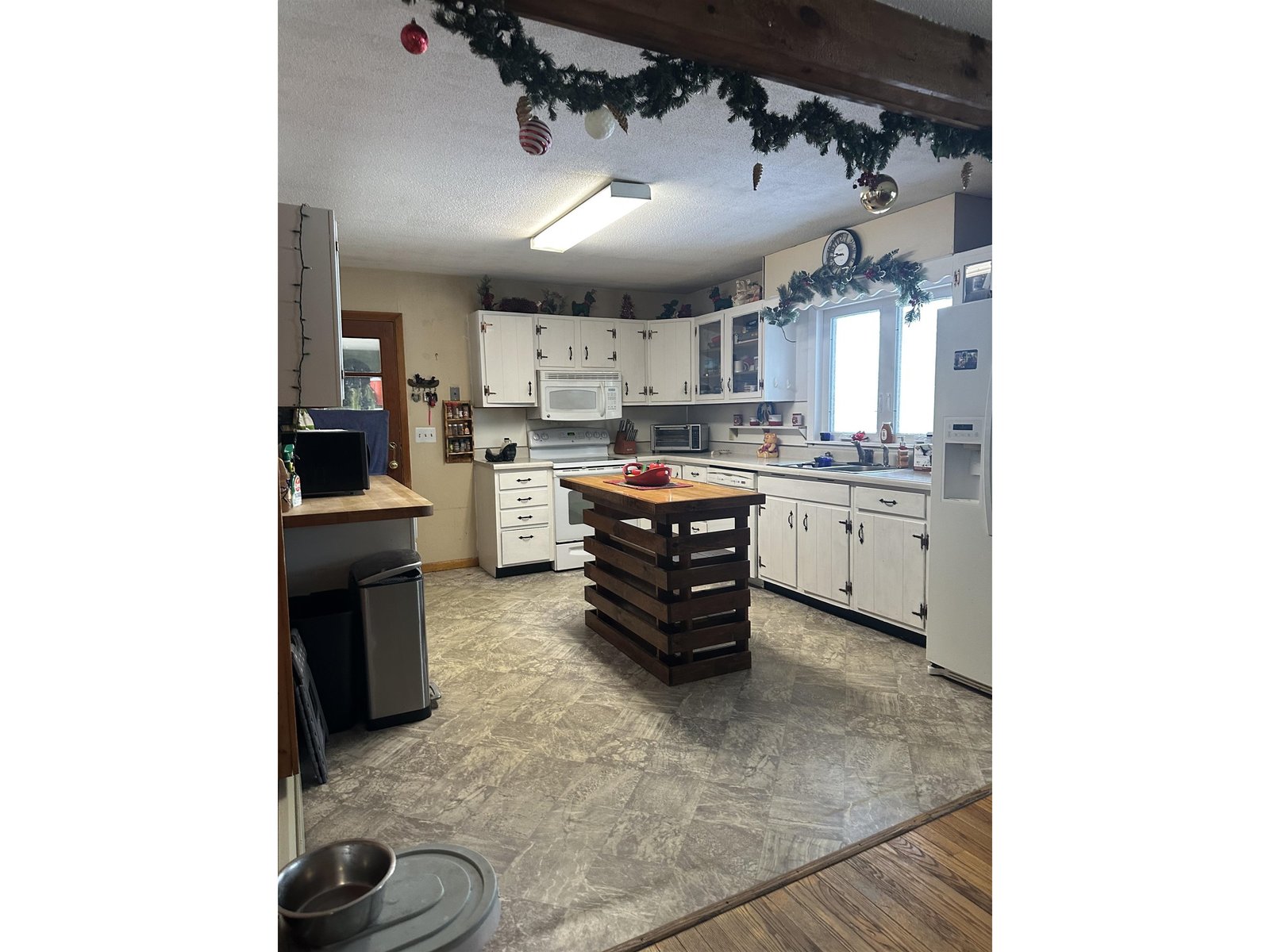35 Ossie Road
