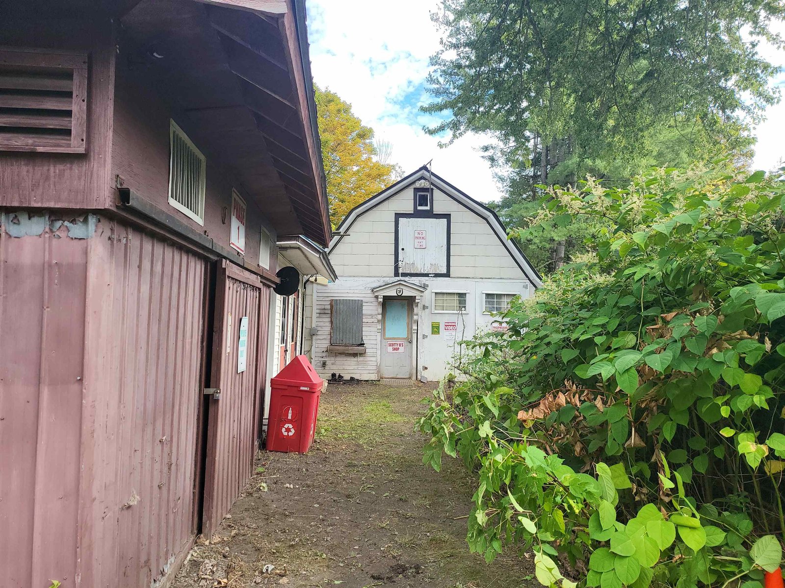 35 Pleasant Street