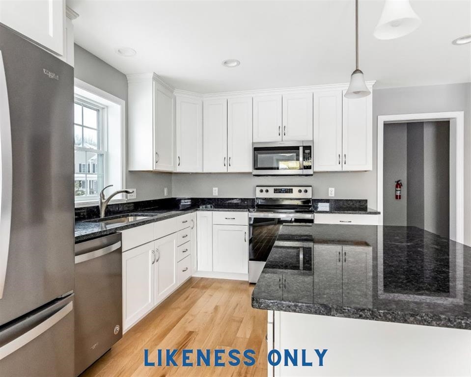 35 Spear Lane, Unit 18