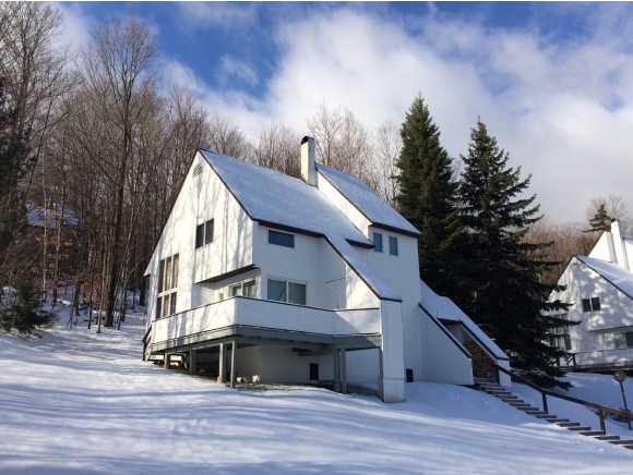 35 The Cliffs Road, South Village, Unit 57