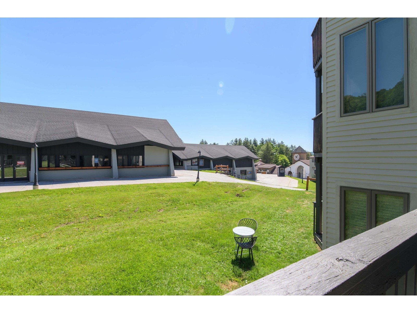 350 Mountain Road, Unit B103