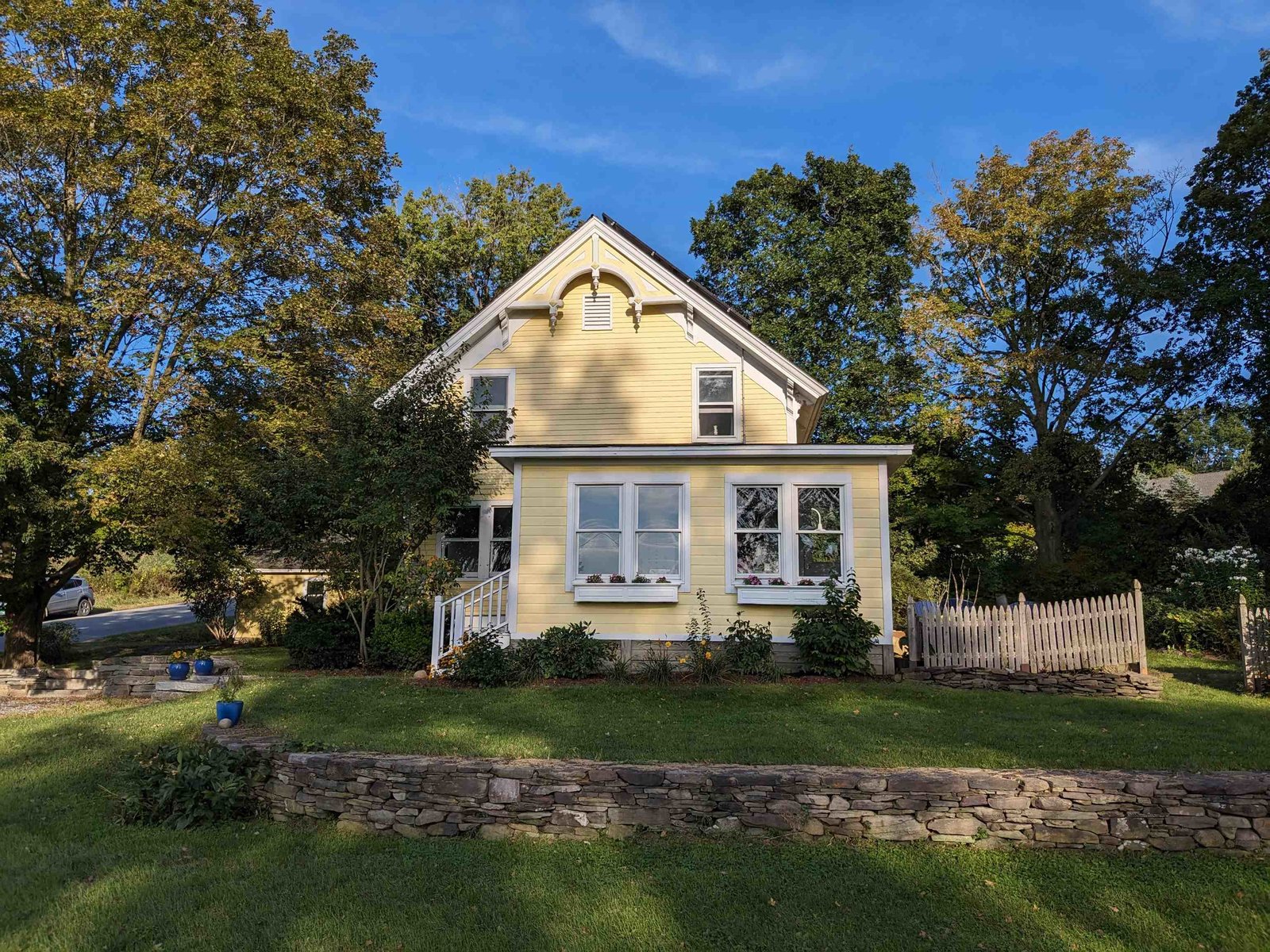 351 Cross Road, Cornwall