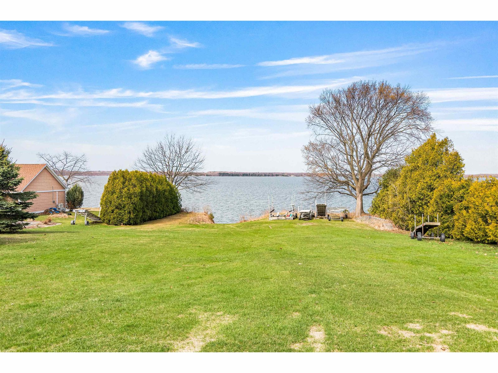 351 Lakewood Drive