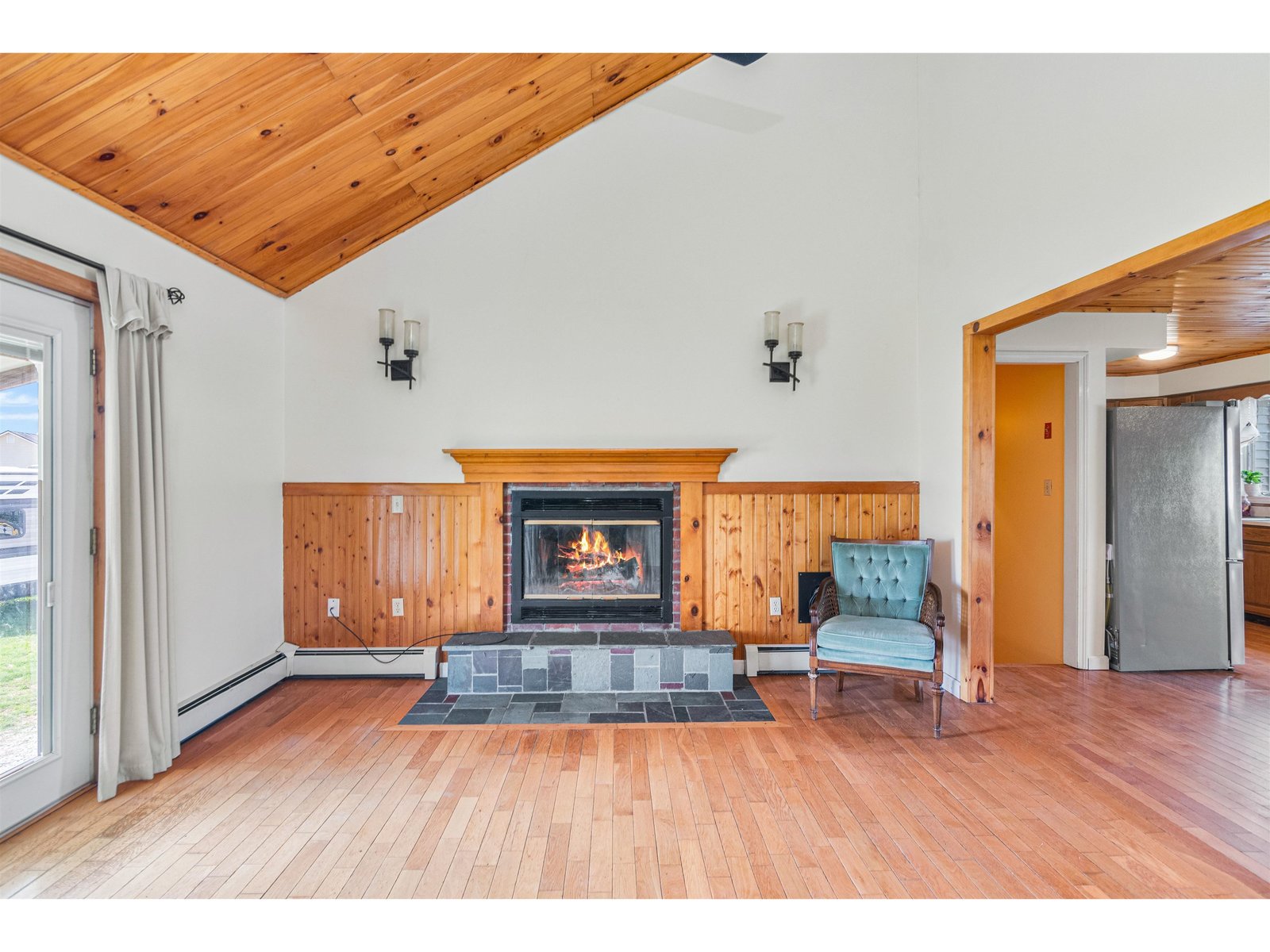351 Lakewood Drive