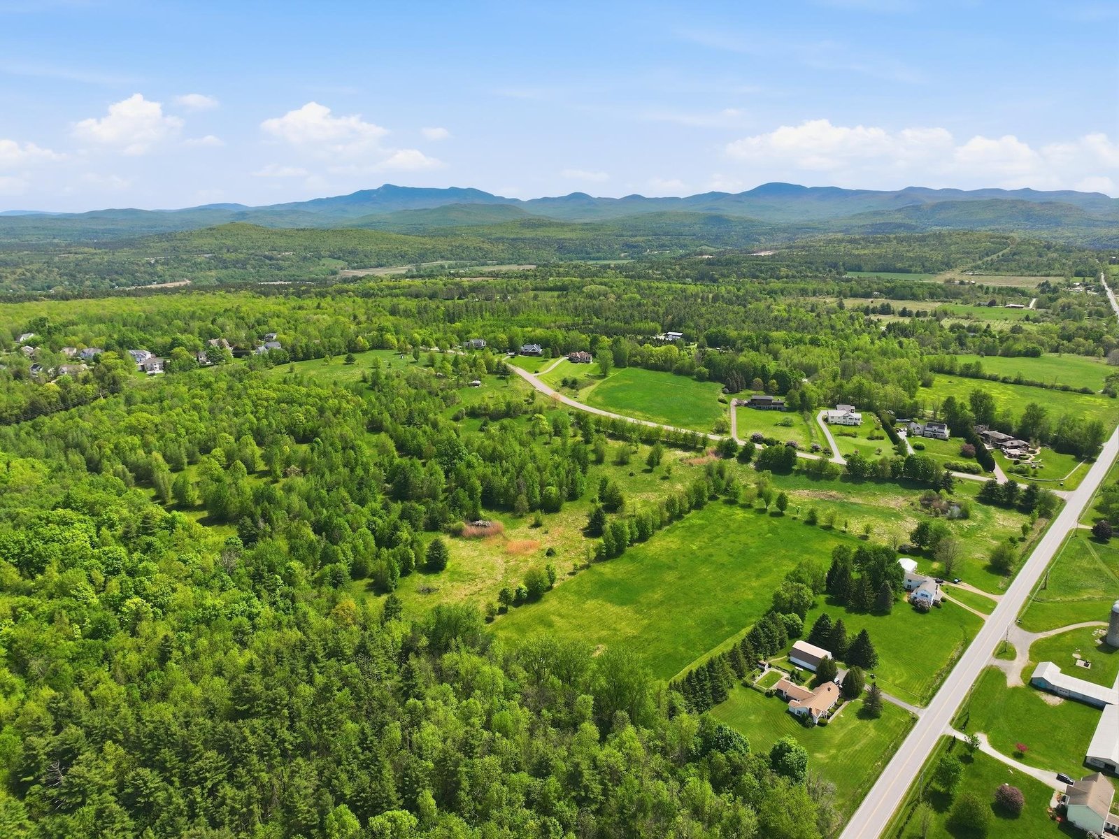 351 Ledgewood Drive