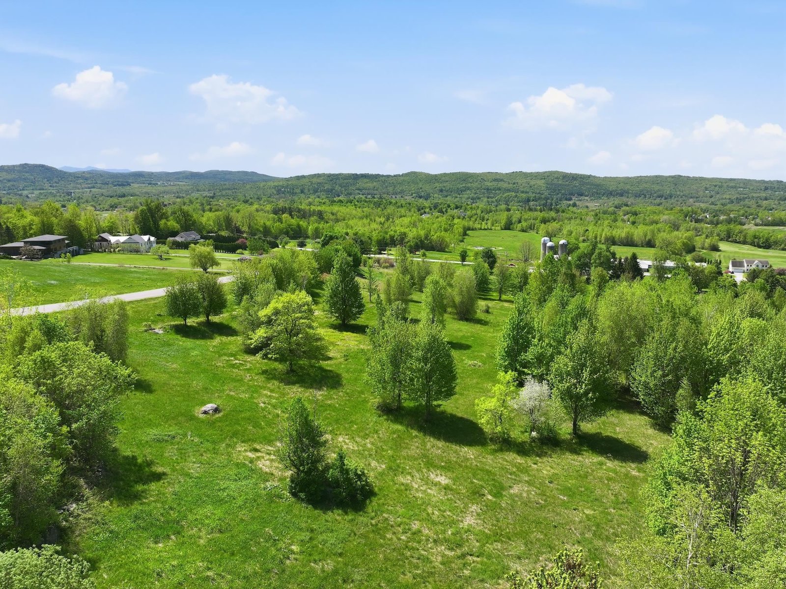 351 Ledgewood Drive
