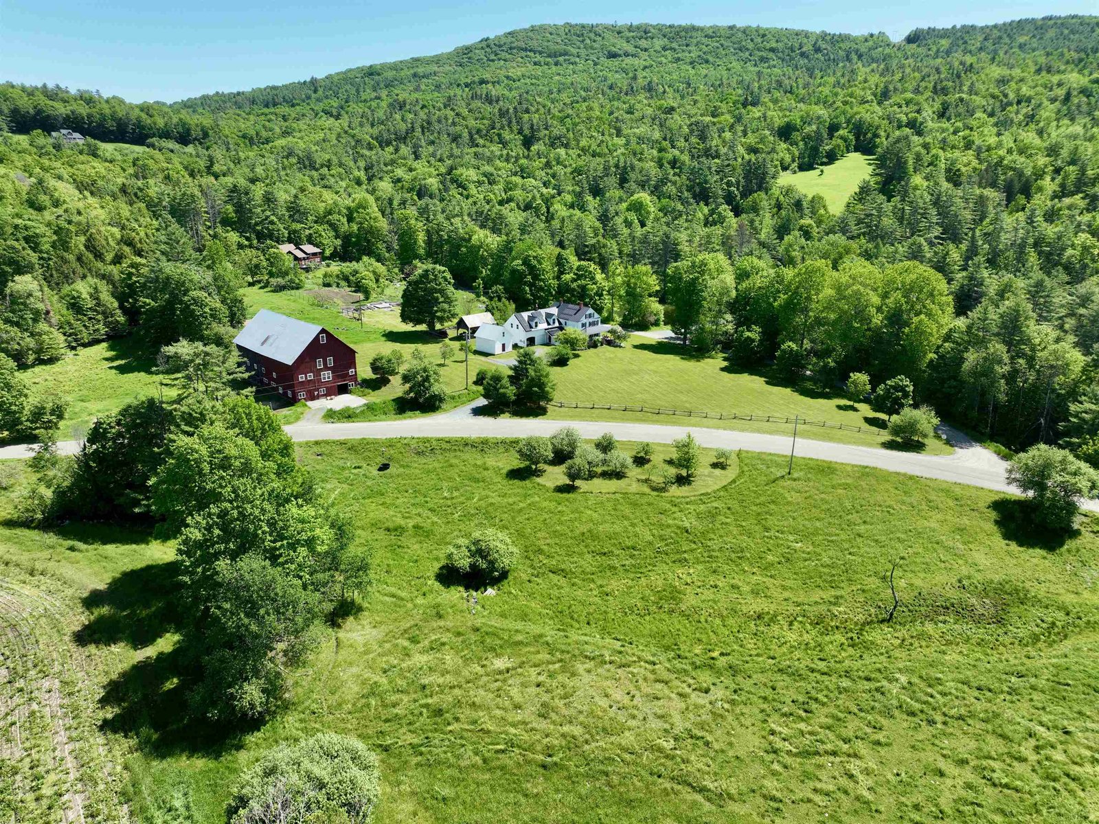 3517 Duck Pond Road