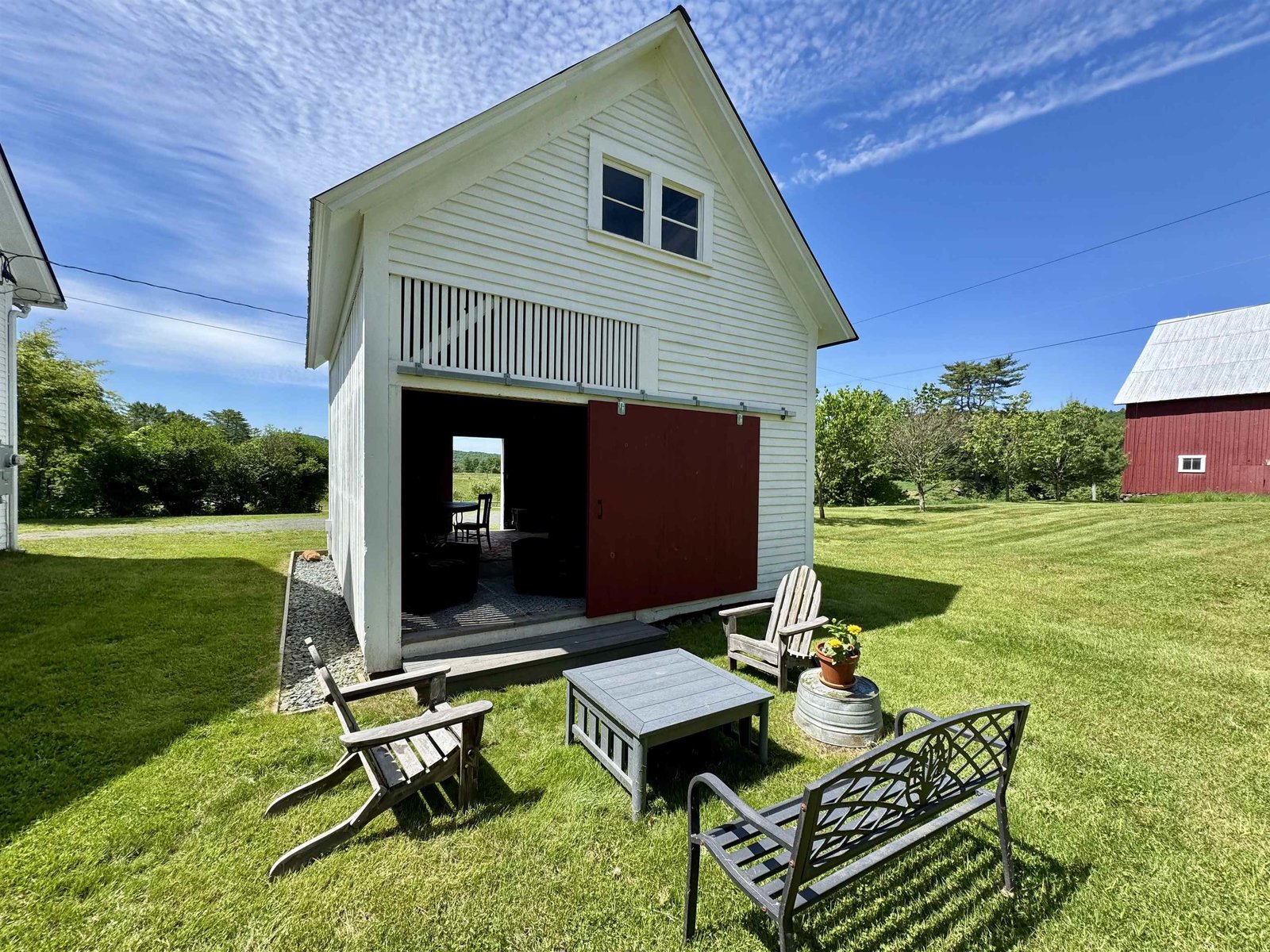 3517 Duck Pond Road