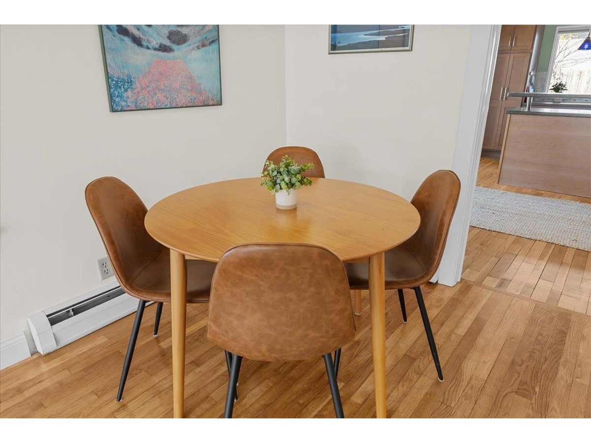 352 Colchester Avenue, Unit 1