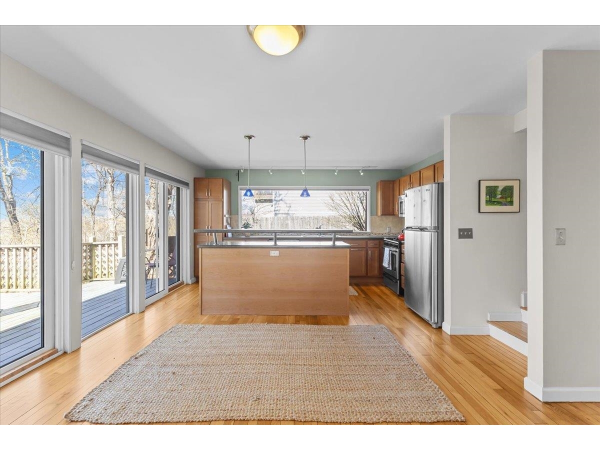 352 Colchester Avenue, Unit 1