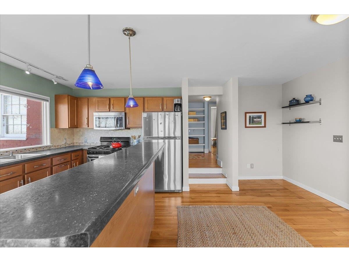 352 Colchester Avenue, Unit 1