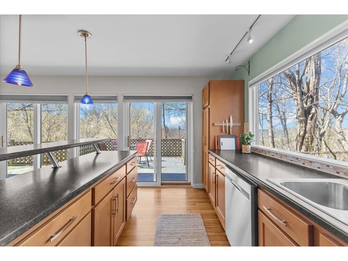 352 Colchester Avenue, Unit 1