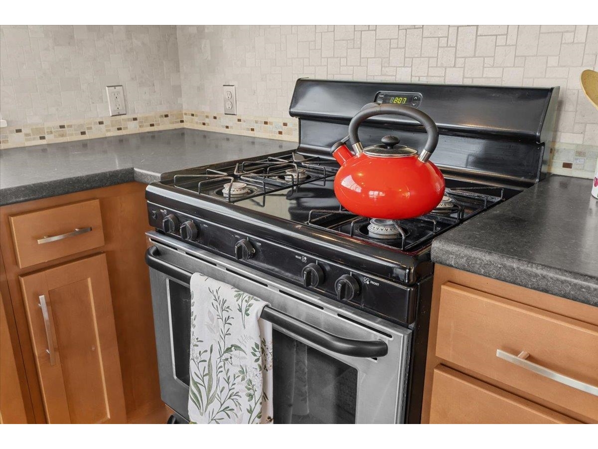 352 Colchester Avenue, Unit 1
