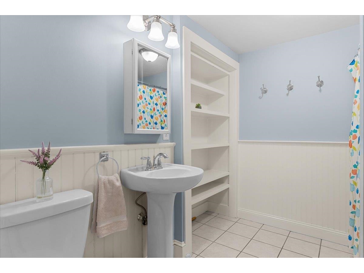 352 Colchester Avenue, Unit 1