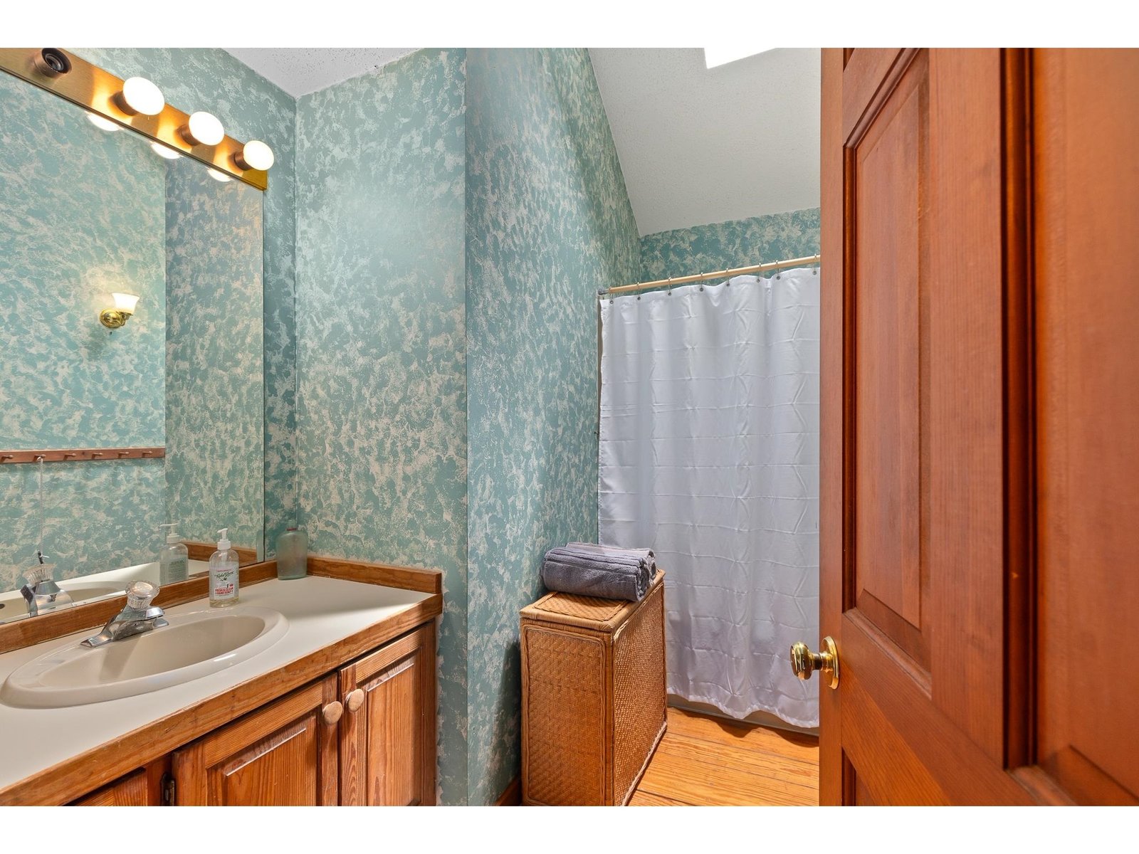 352 Edwins Pond Road