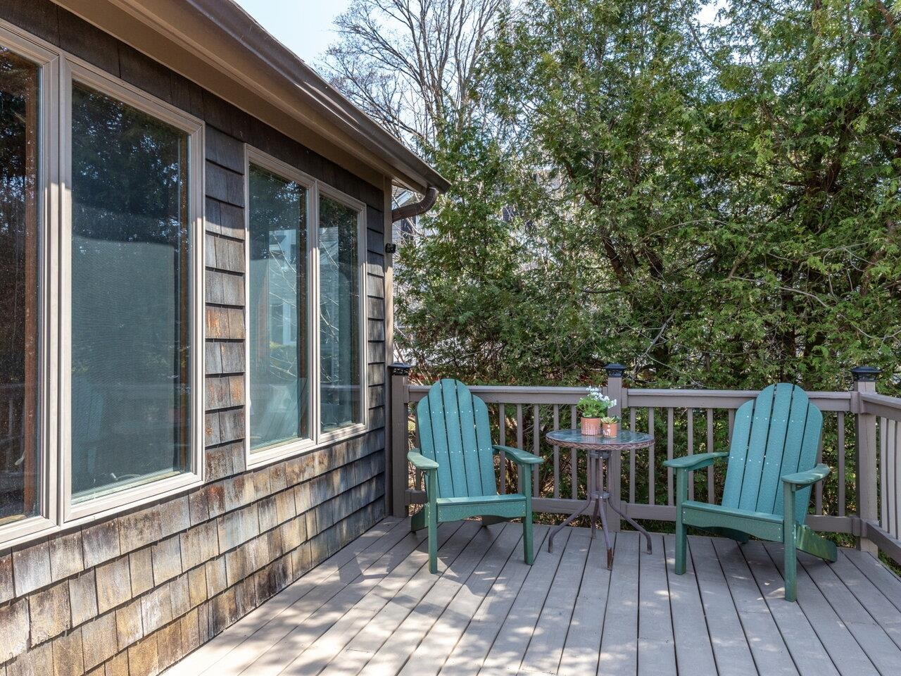 352 Lake Road