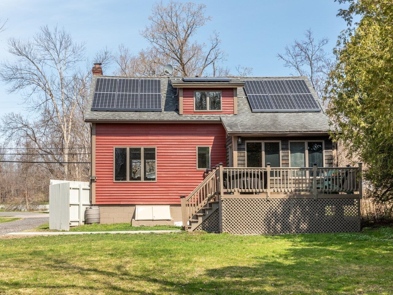 352 Lake Road