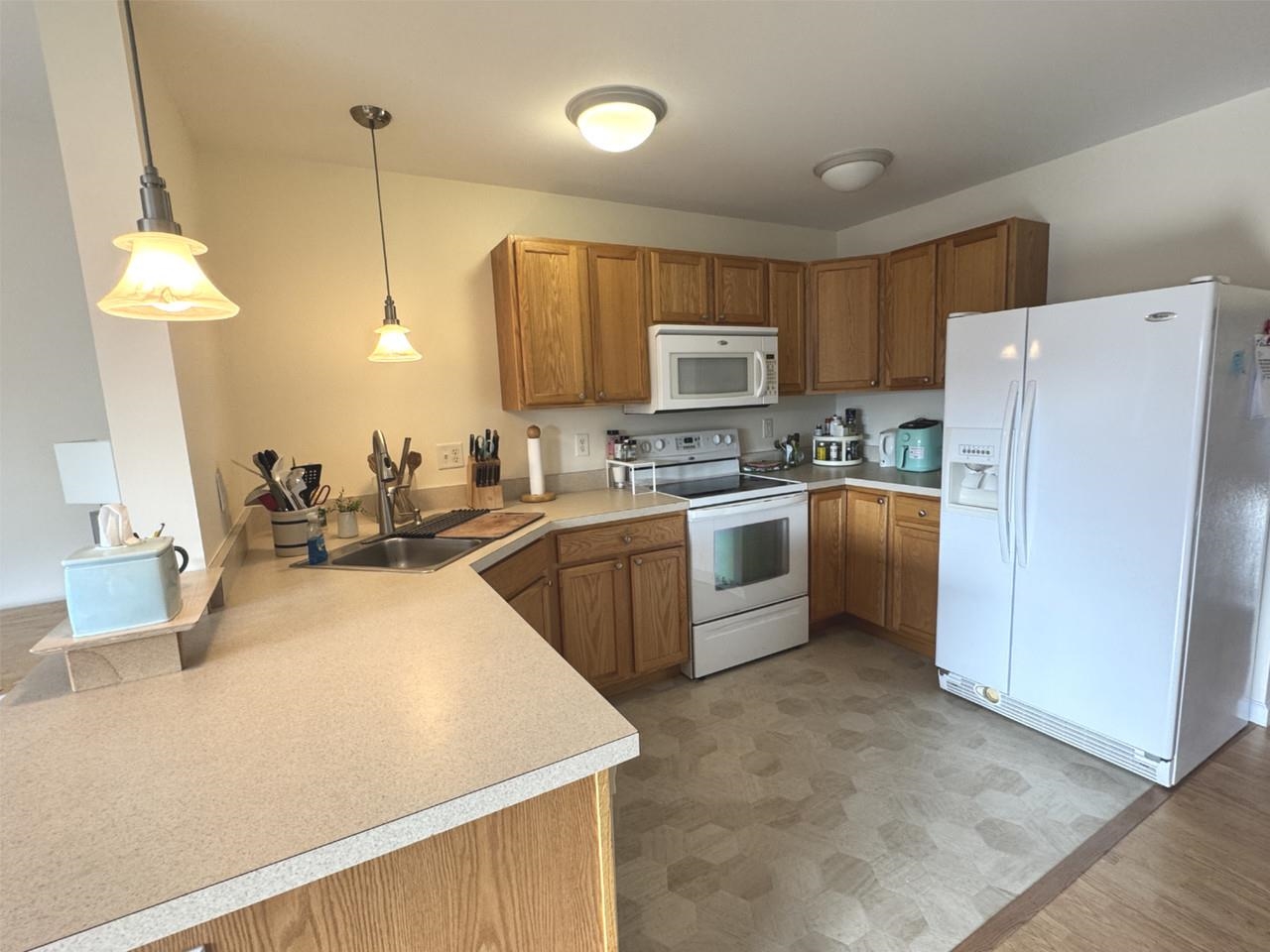 Plenty of Kitchen Storage