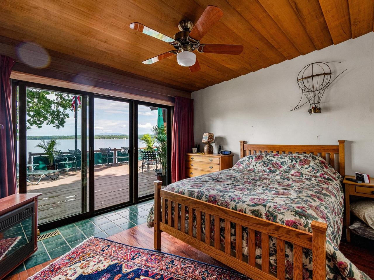 Primary Bedroom/Lake Views